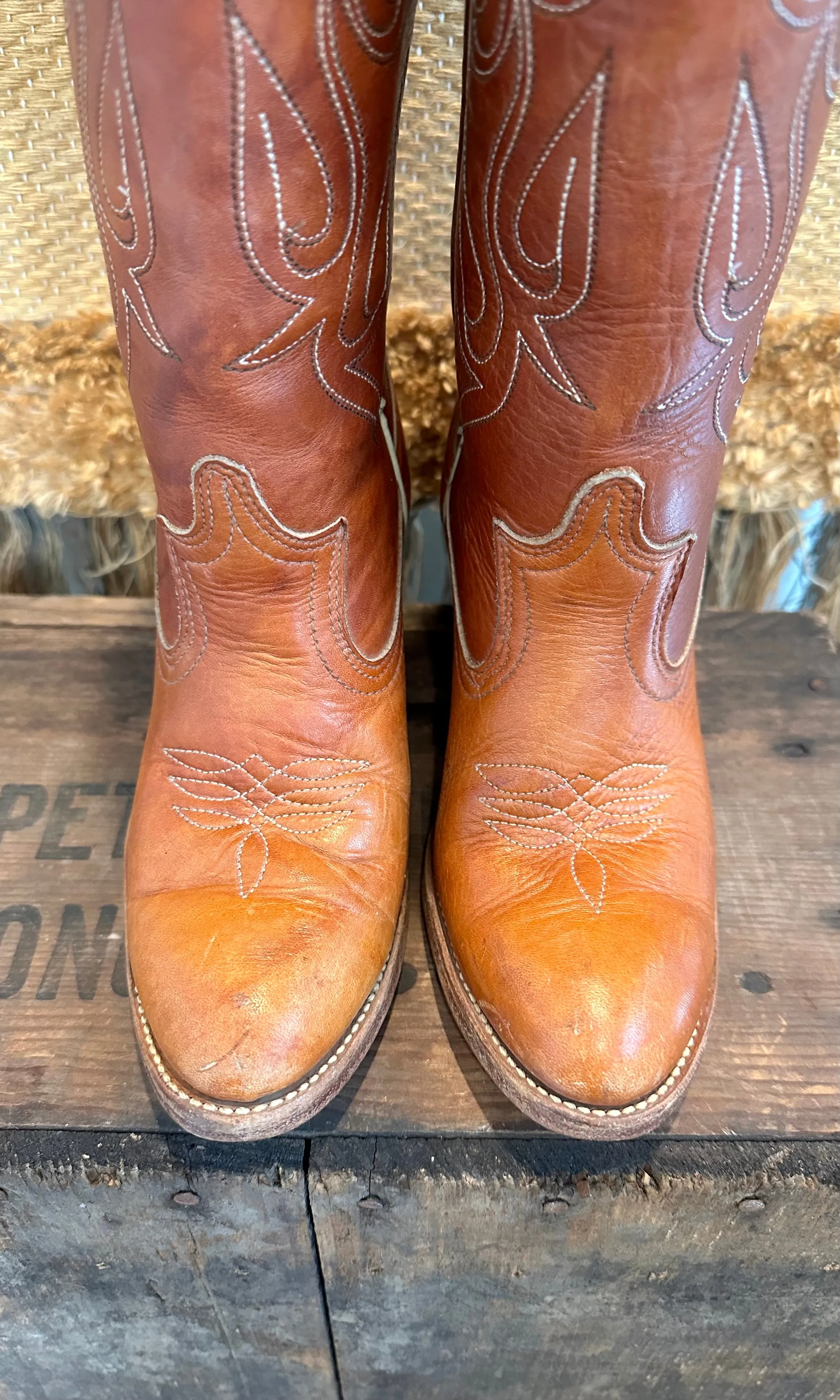 ACME Vintage 70s Cowgirl Boots • Womens Size 7 narrow