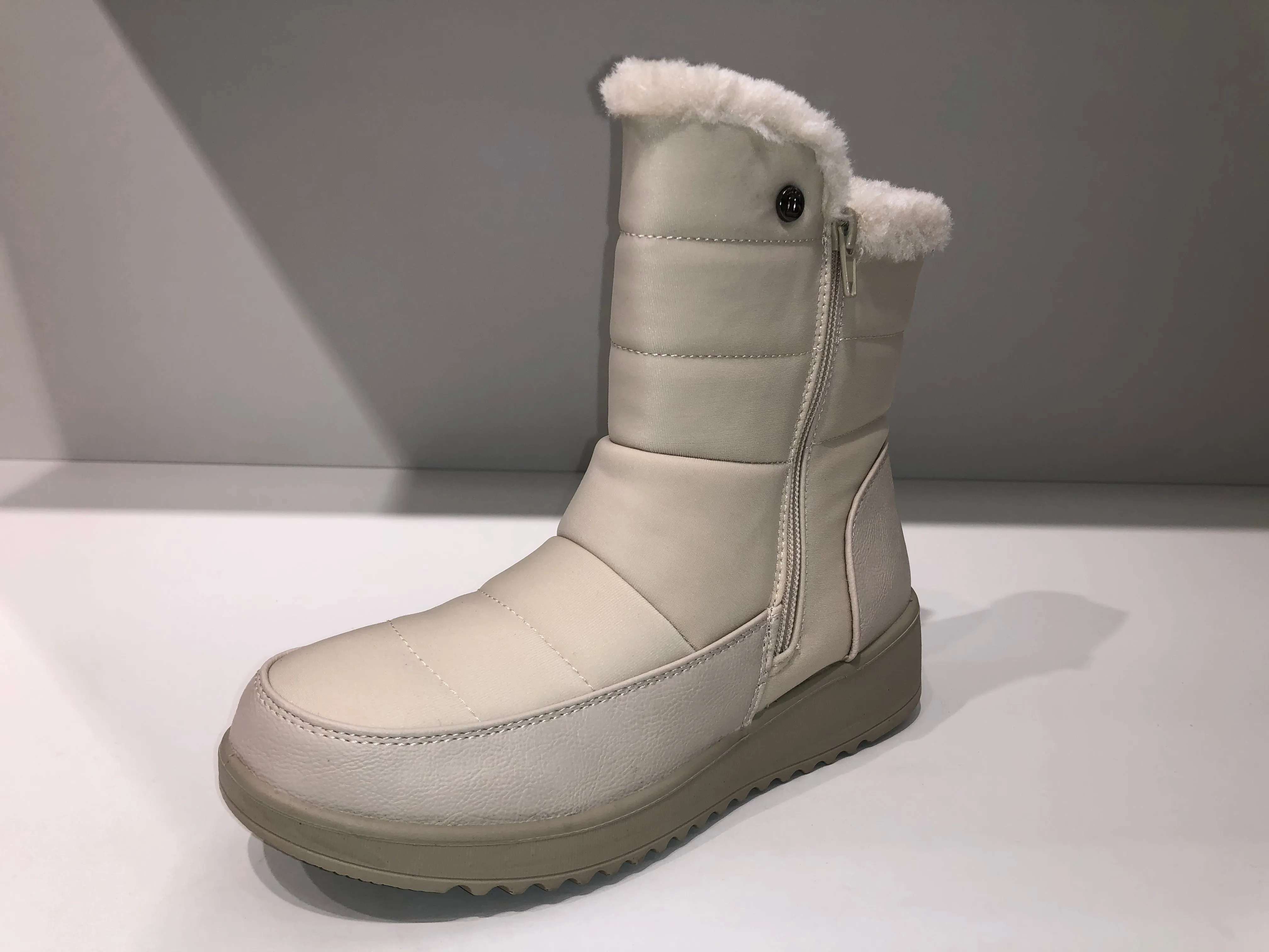 AJH25475 ICE