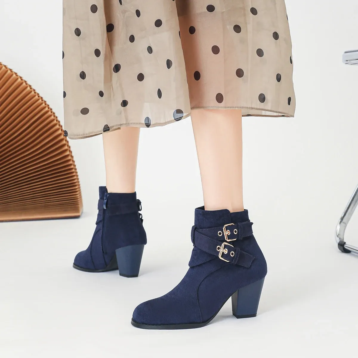 Boots 2025 New 41/42/43 Fashion Coarse