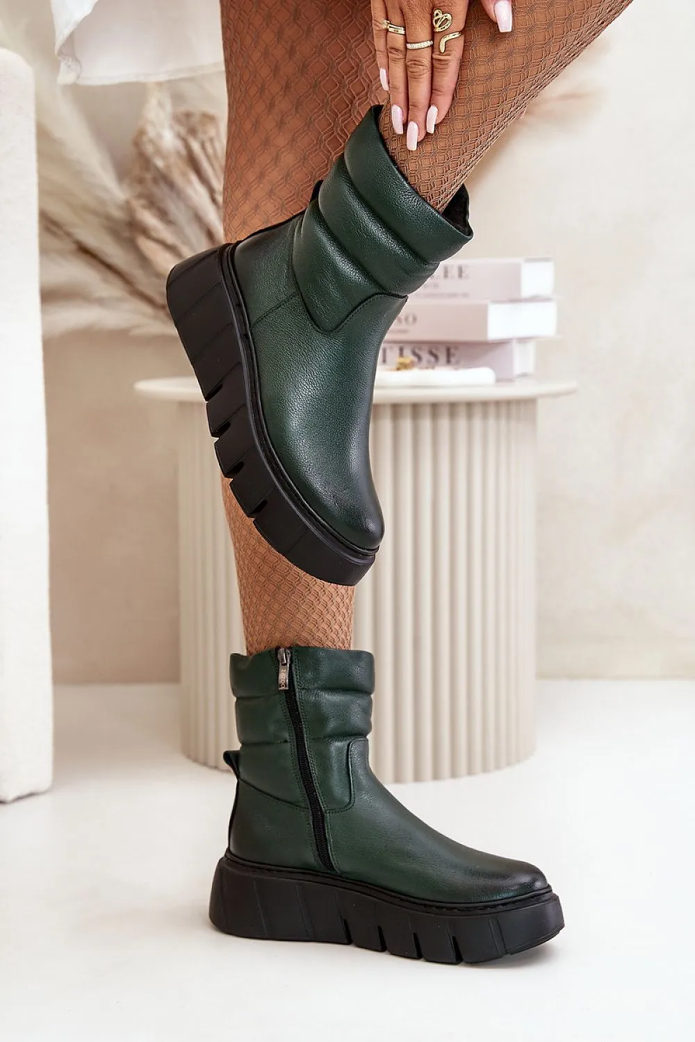 Buskin boots