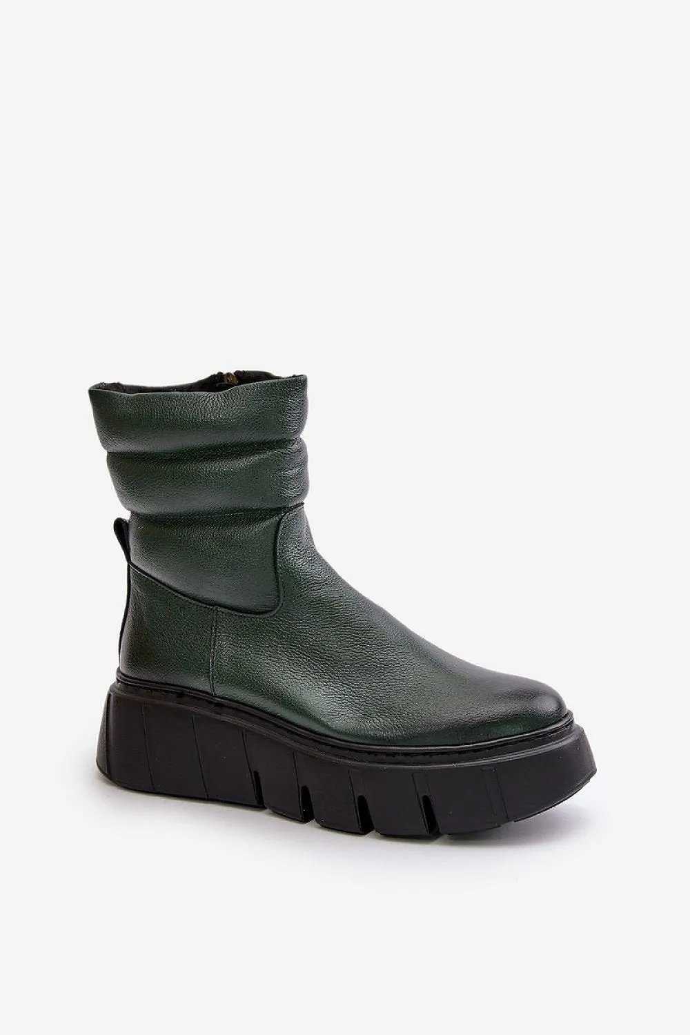 Buskin boots