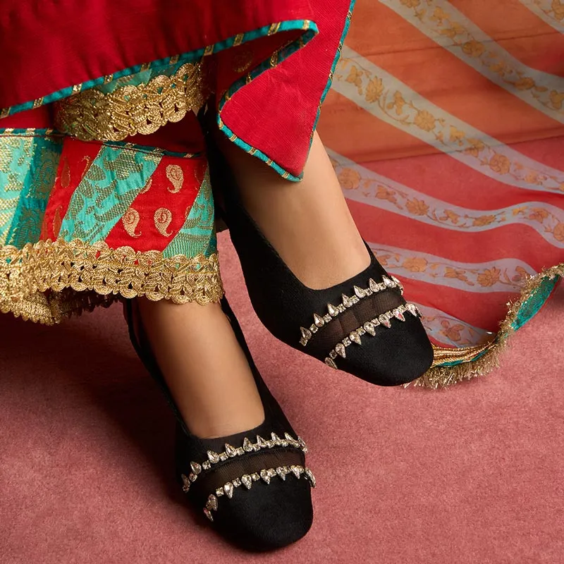 Dazzle By Sarah - Caroller Shoes