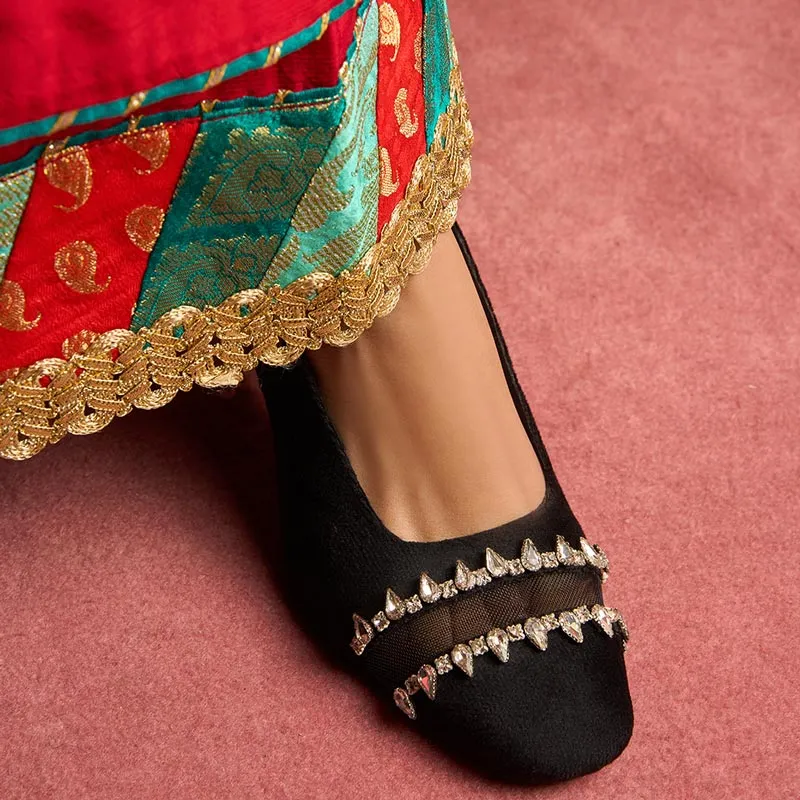Dazzle By Sarah - Caroller Shoes