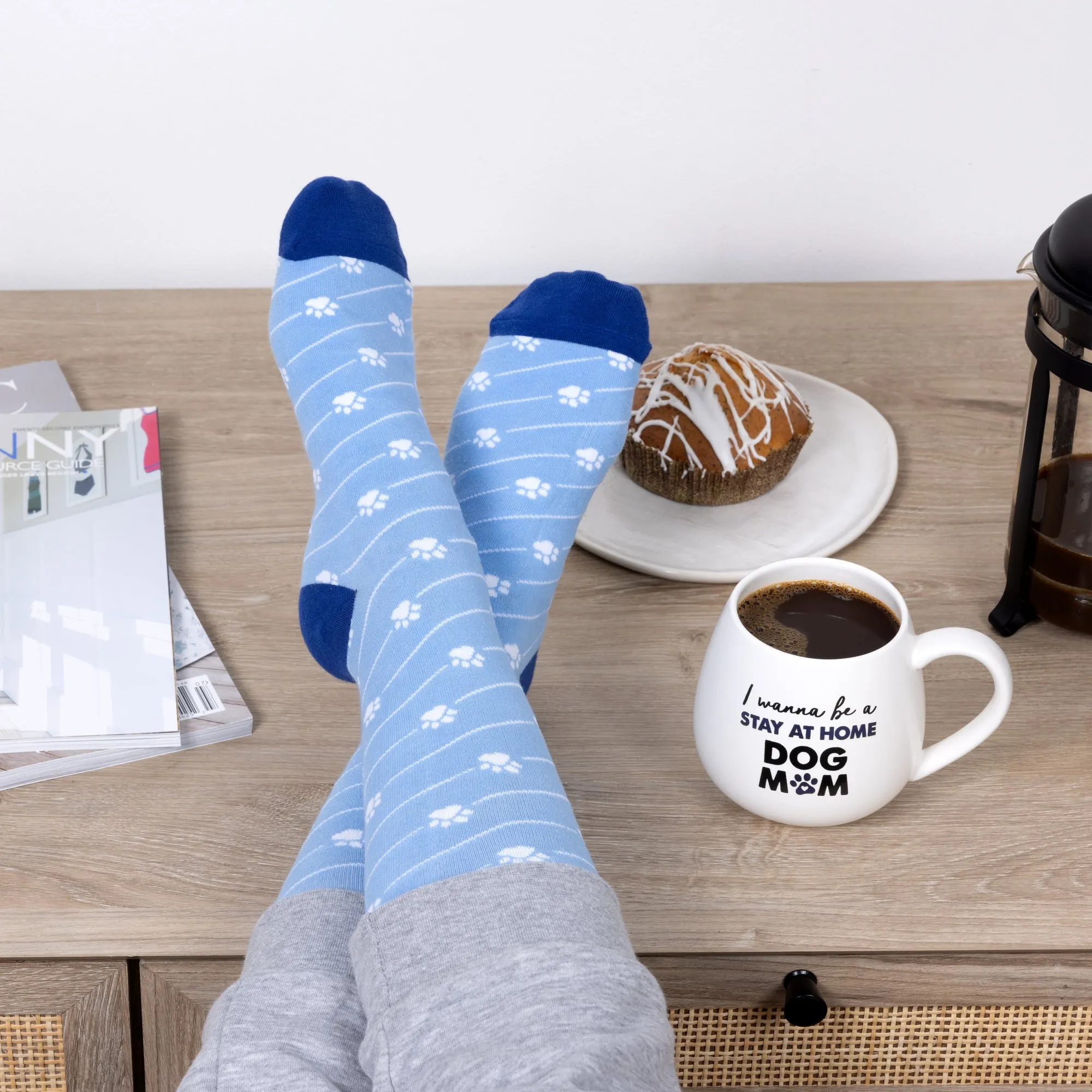 Dog Mom 15.5 oz Mug and Sock Set