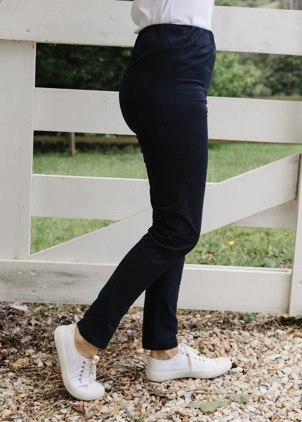 Goondiwindi Cotton - 97% Cotton 3% Spandex Elastic Waist Pant Navy