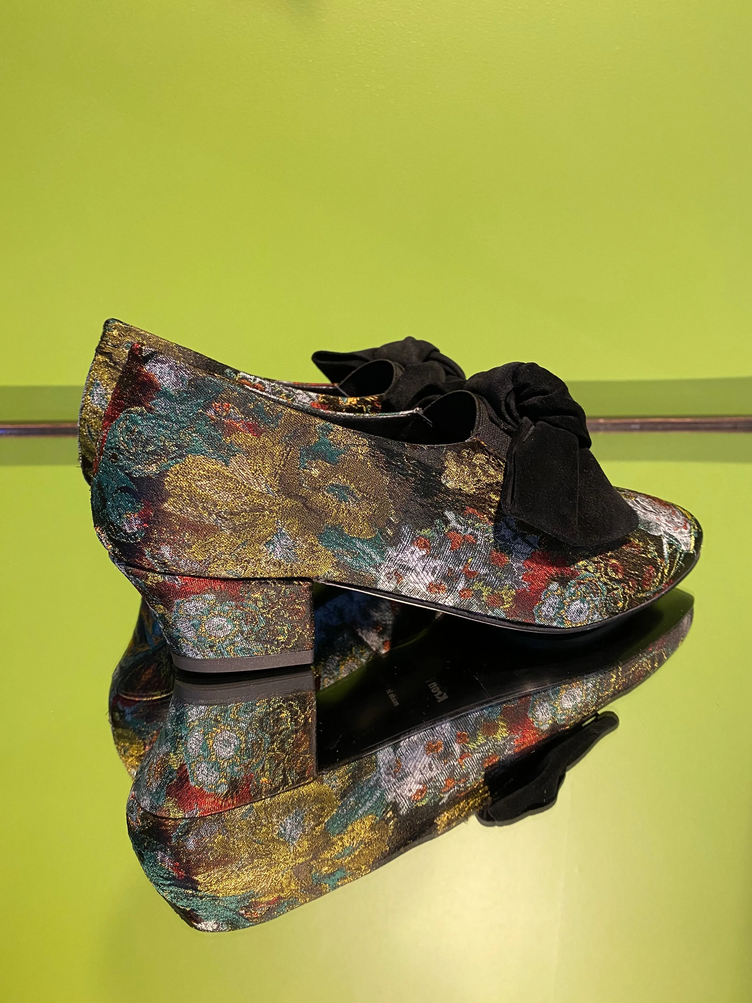 KR BOW SHOE opt.3