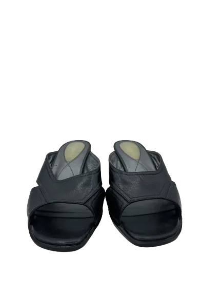 Liz Claiborne Flex Tanaka Slip On Heels
