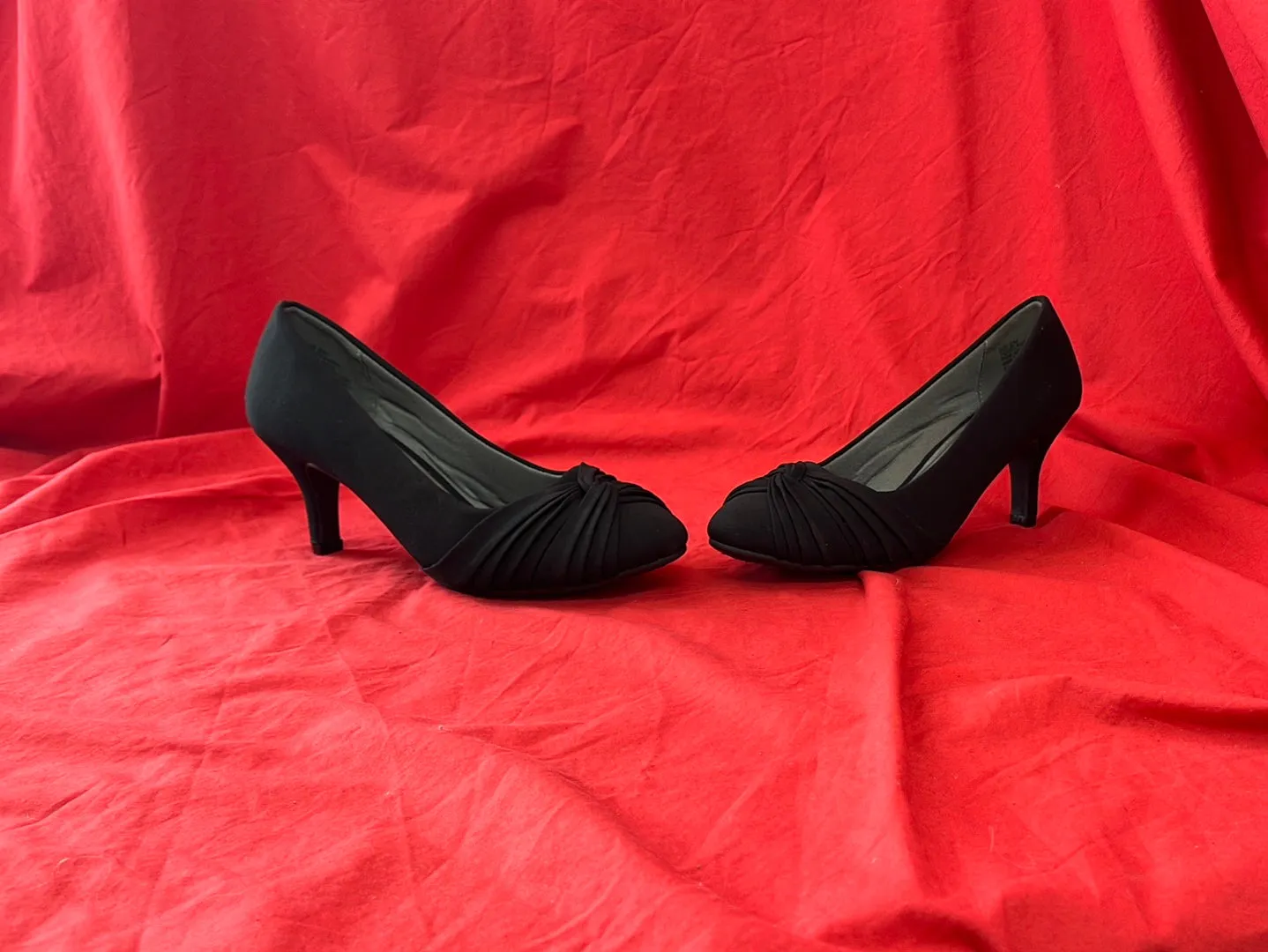 MARBELLA Black Faux Suede Dressy Heel -- Size 9
