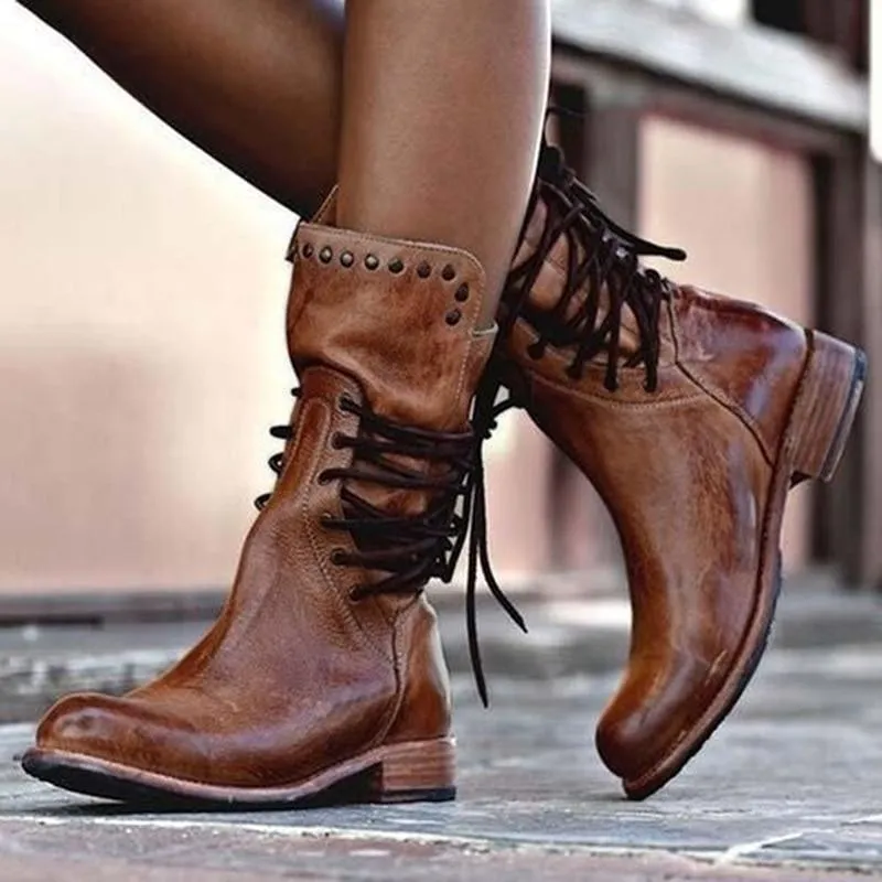 Maura | Leather boots with lacing