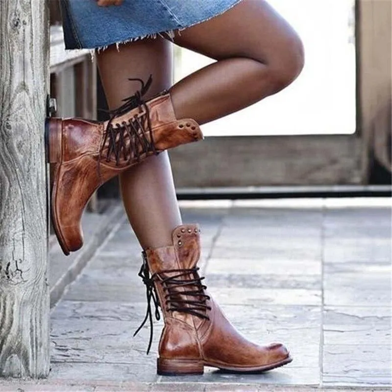 Maura | Leather boots with lacing