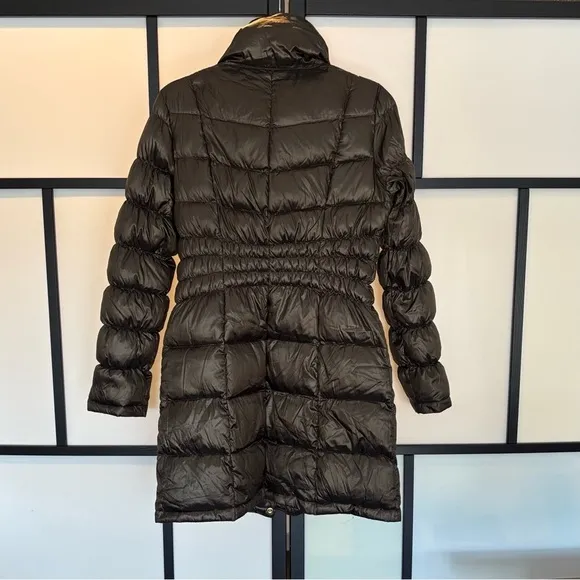 Michael Kors Down filled winter puffer coat. Women’s SMALL