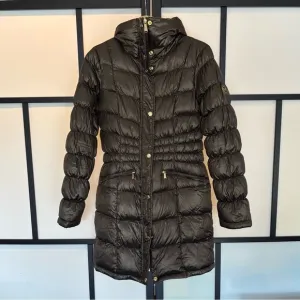 Michael Kors Down filled winter puffer coat. Women’s SMALL