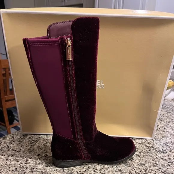Michael Kors Emma Lily velour boots grade school new Plum Youth Girls Size 1