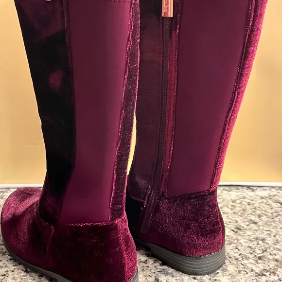Michael Kors Emma Lily velour boots grade school new Plum Youth Girls Size 1