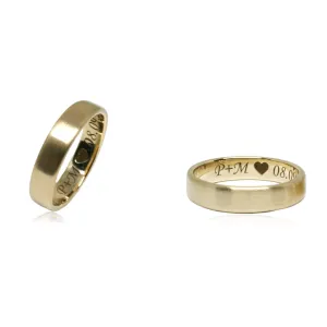 Minimal 14k yellow gold wedding ring