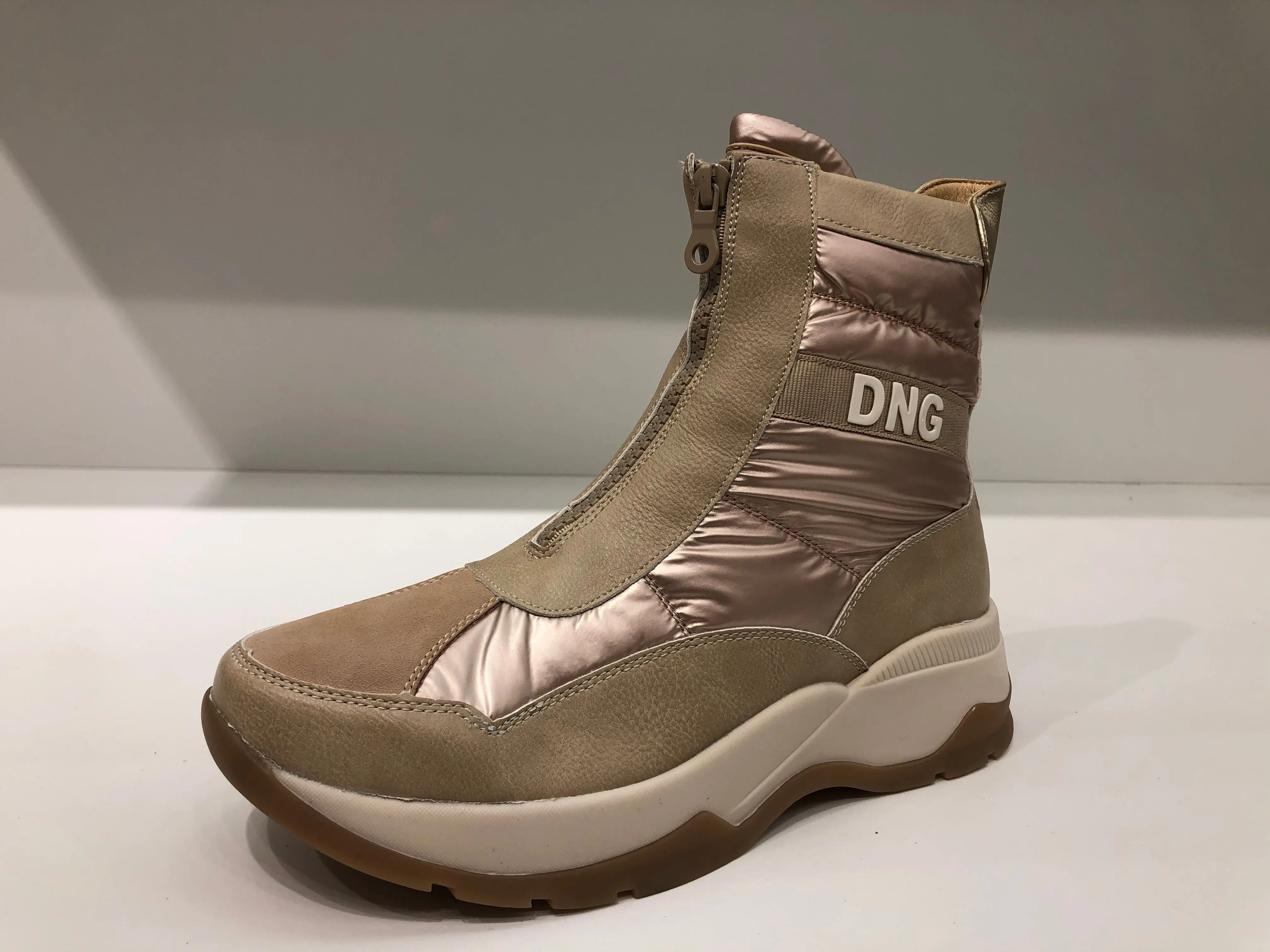 NOVA BEIGE