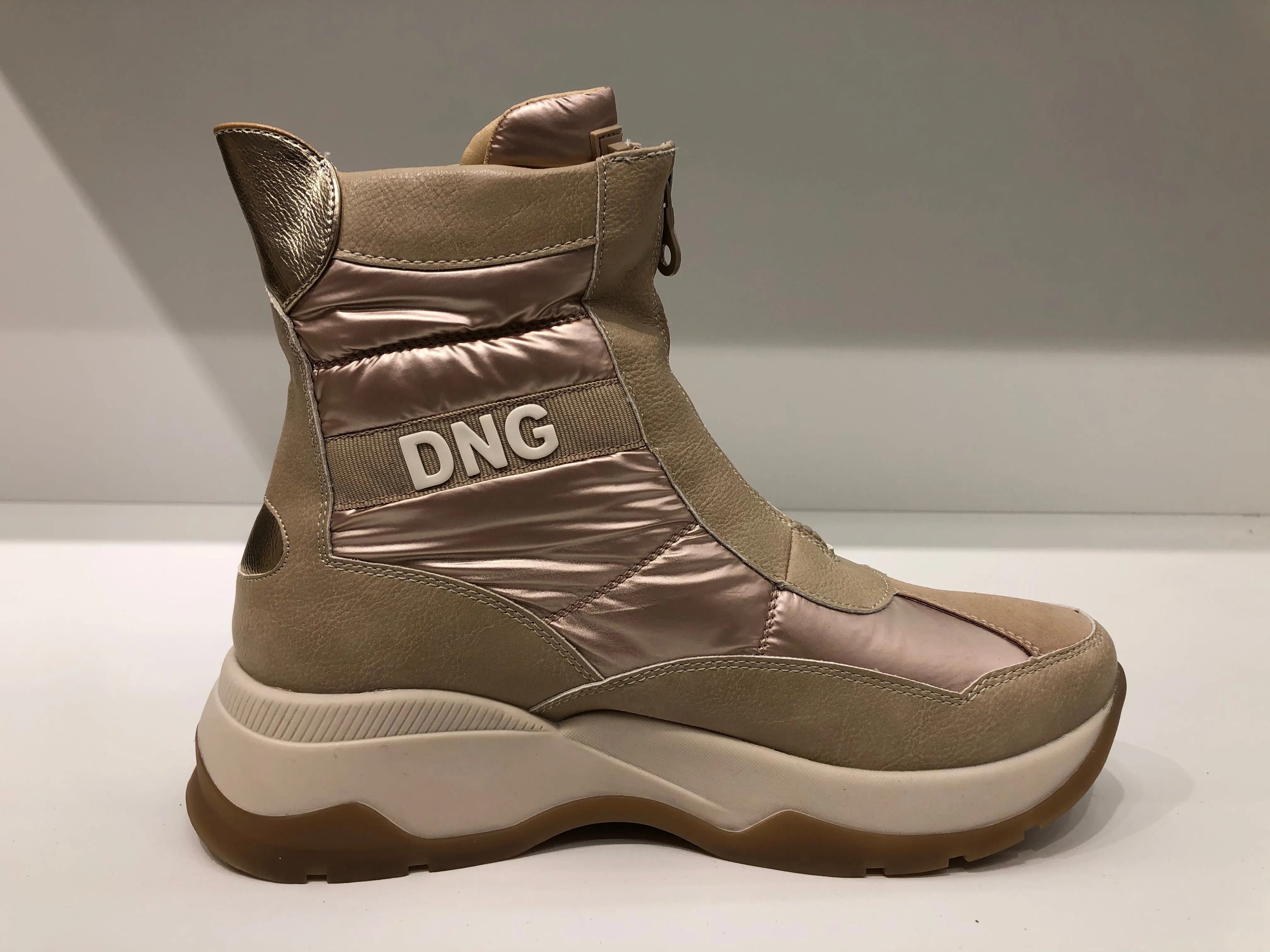 NOVA BEIGE