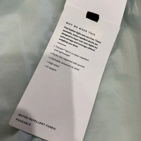 NWT Lululemon Women's Green Step Out High Rise Ocean Air Sheer Short 3&quot; Size 2