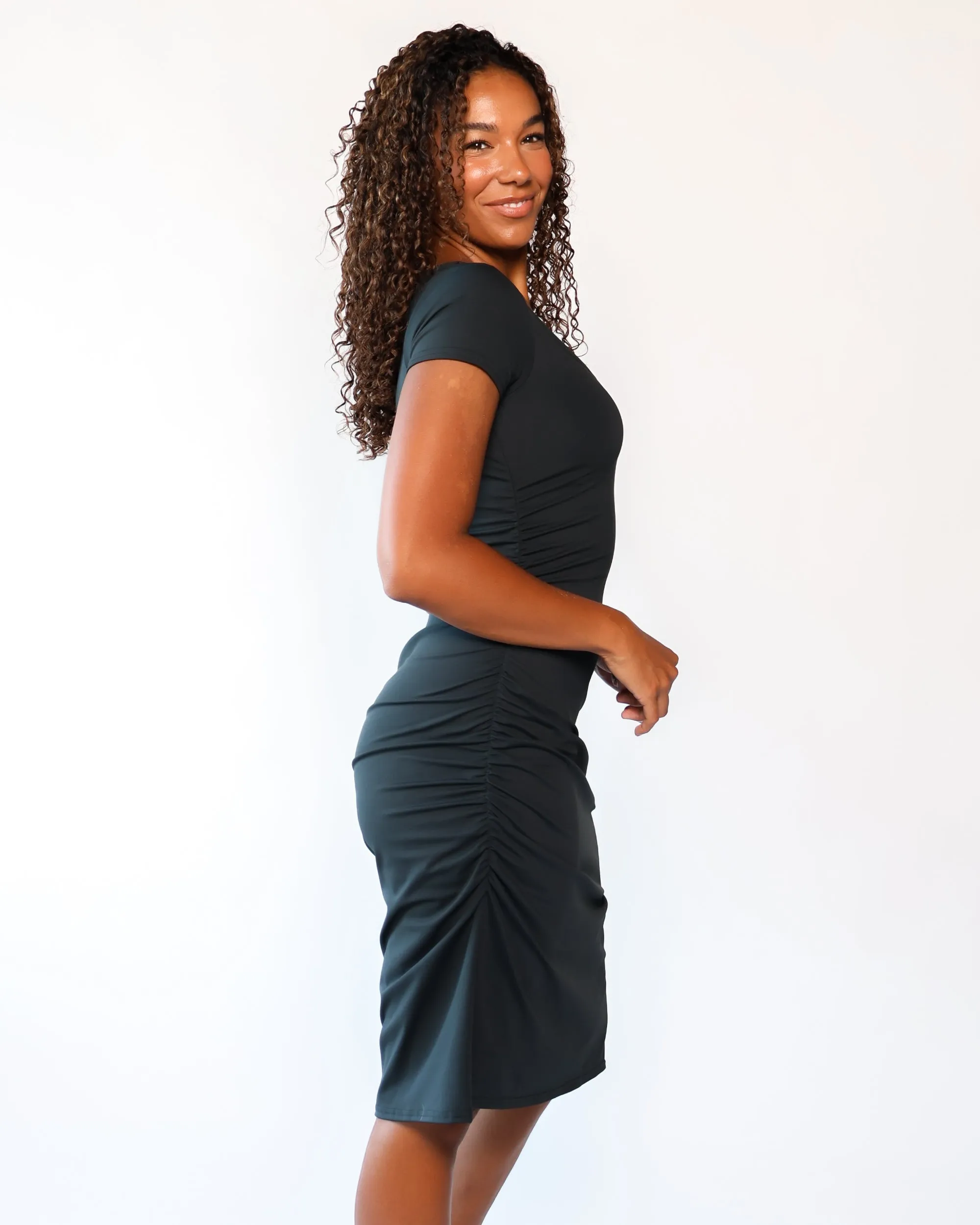 Packable Roam T-Shirt Dress in Manhattan Black