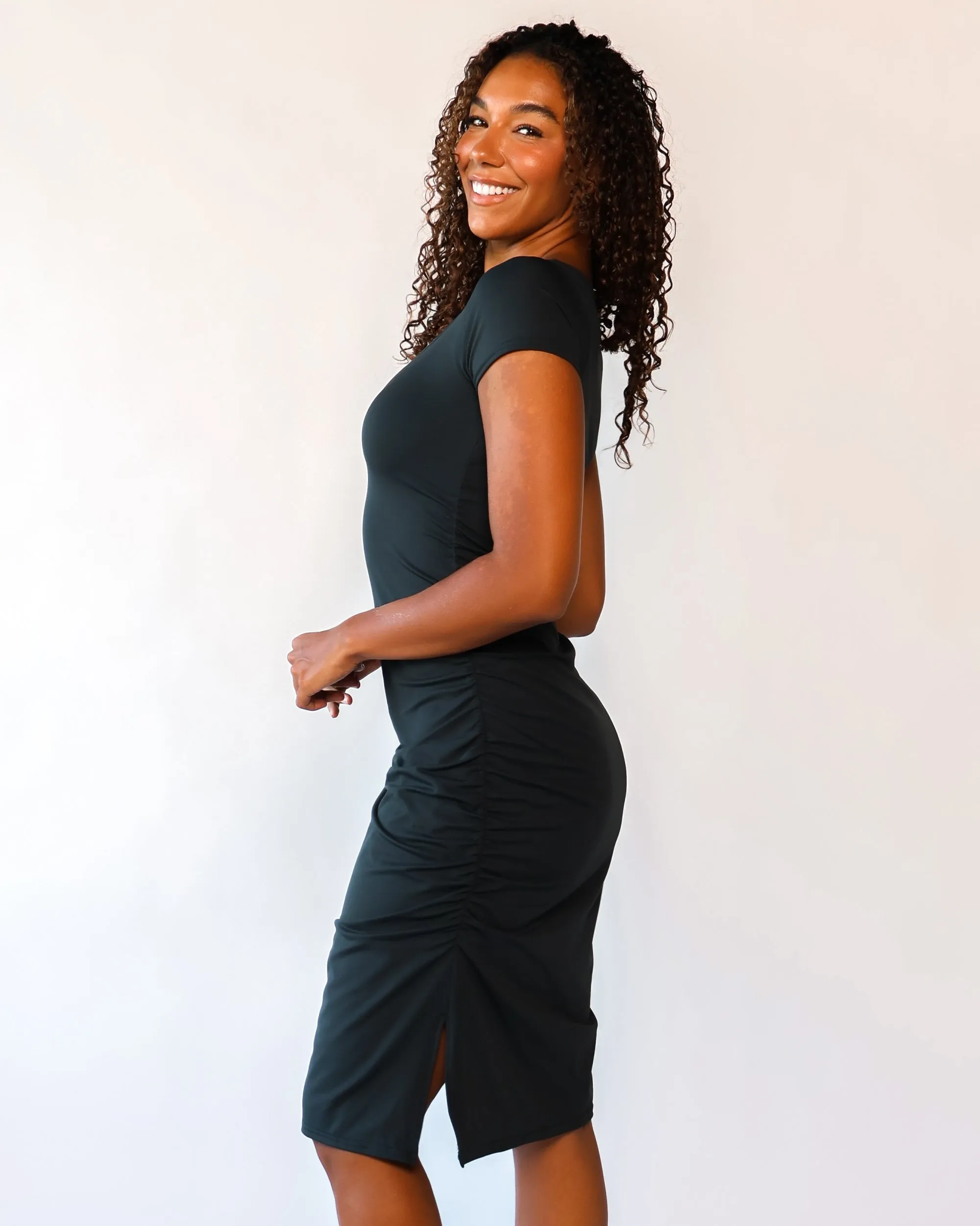 Packable Roam T-Shirt Dress in Manhattan Black