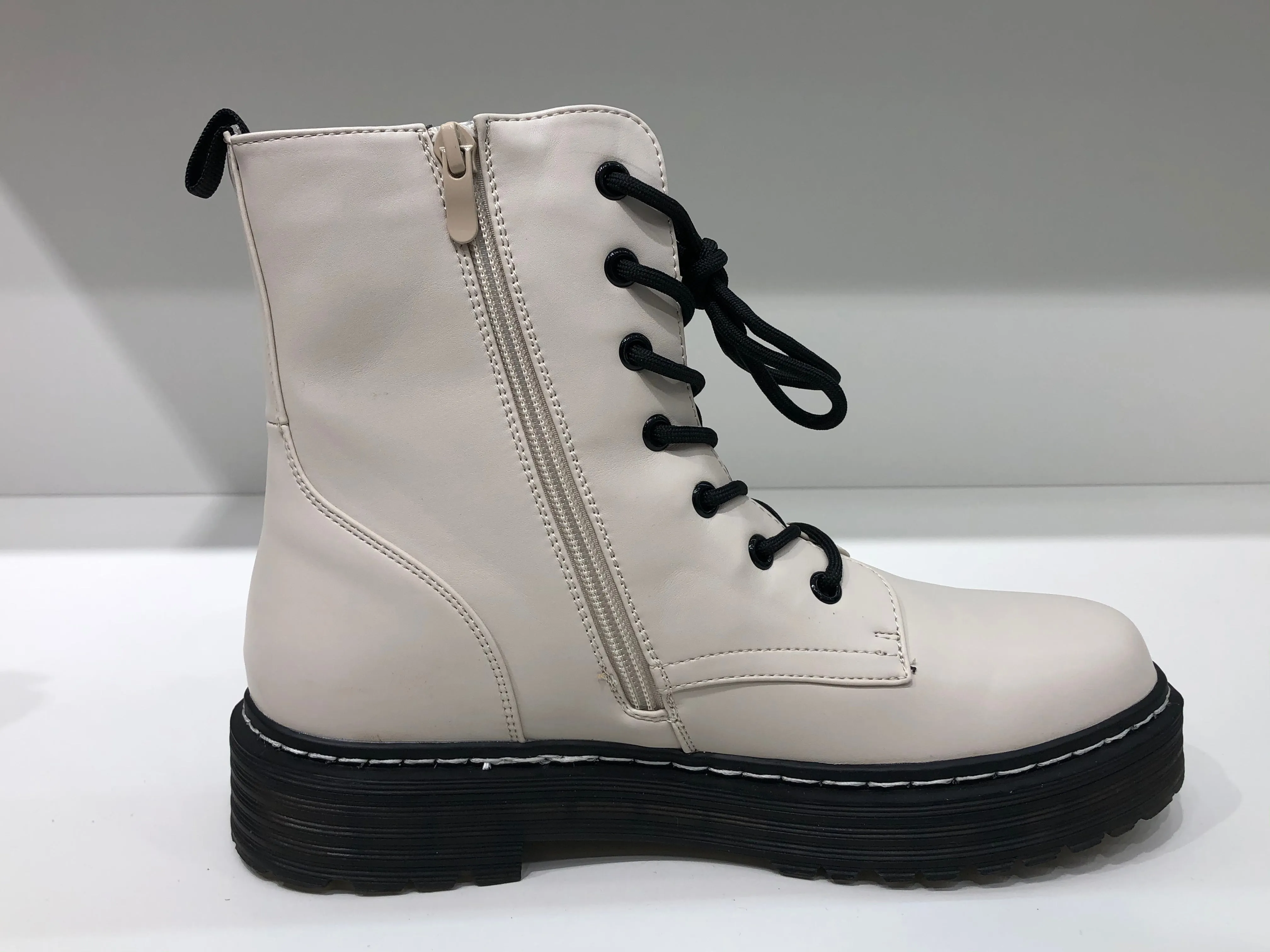 PINNACLE BEIGE
