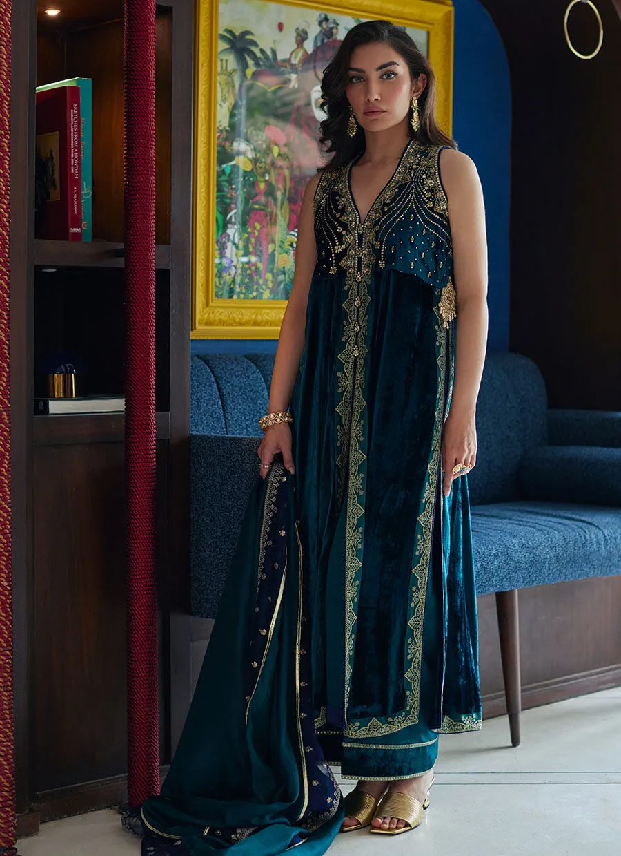 SAHLA SHIRT AND DUPATTA - Velvet Revolt by Farah Talib Aziz