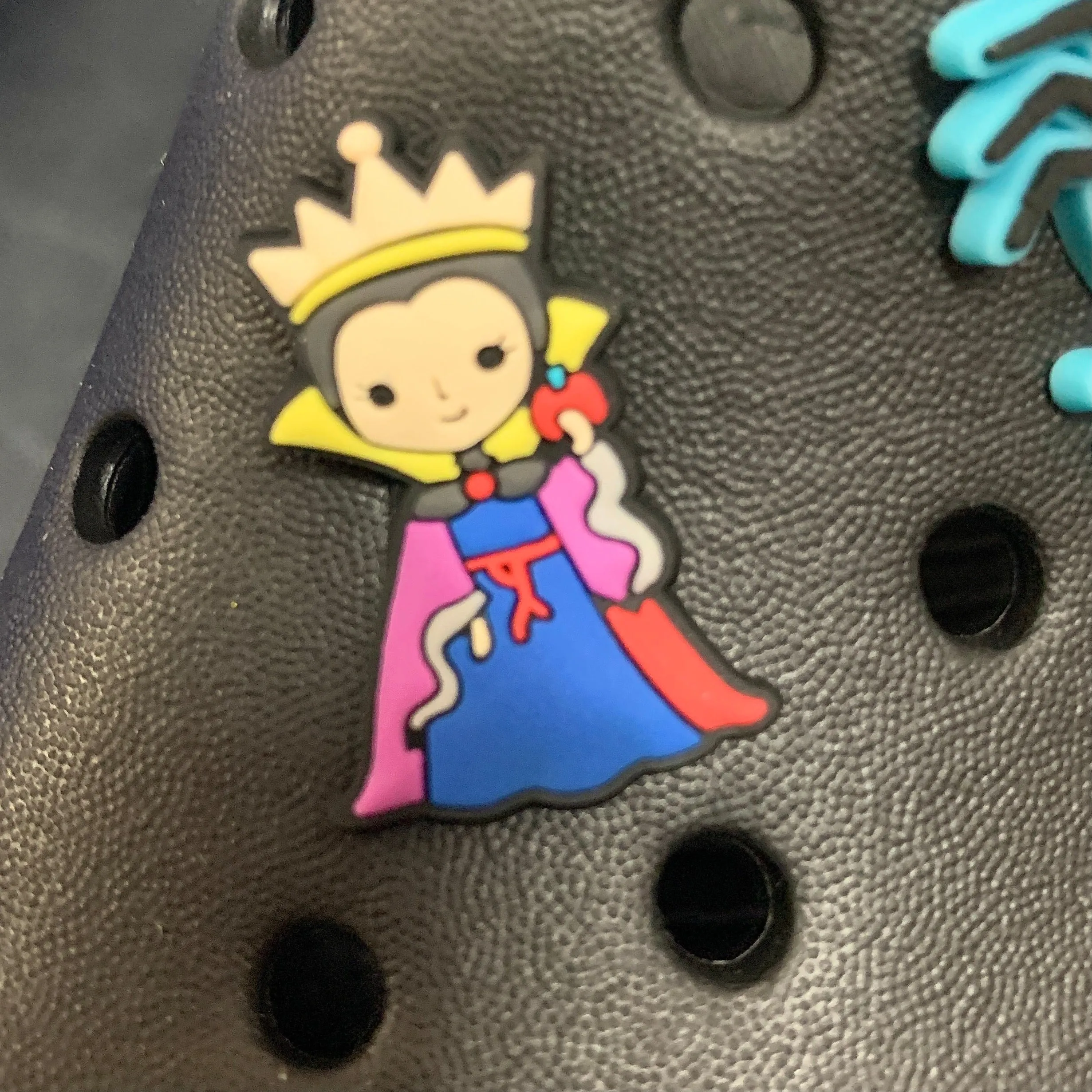 SHOE CHARMS - NOT-SO-EVIL QUEEN