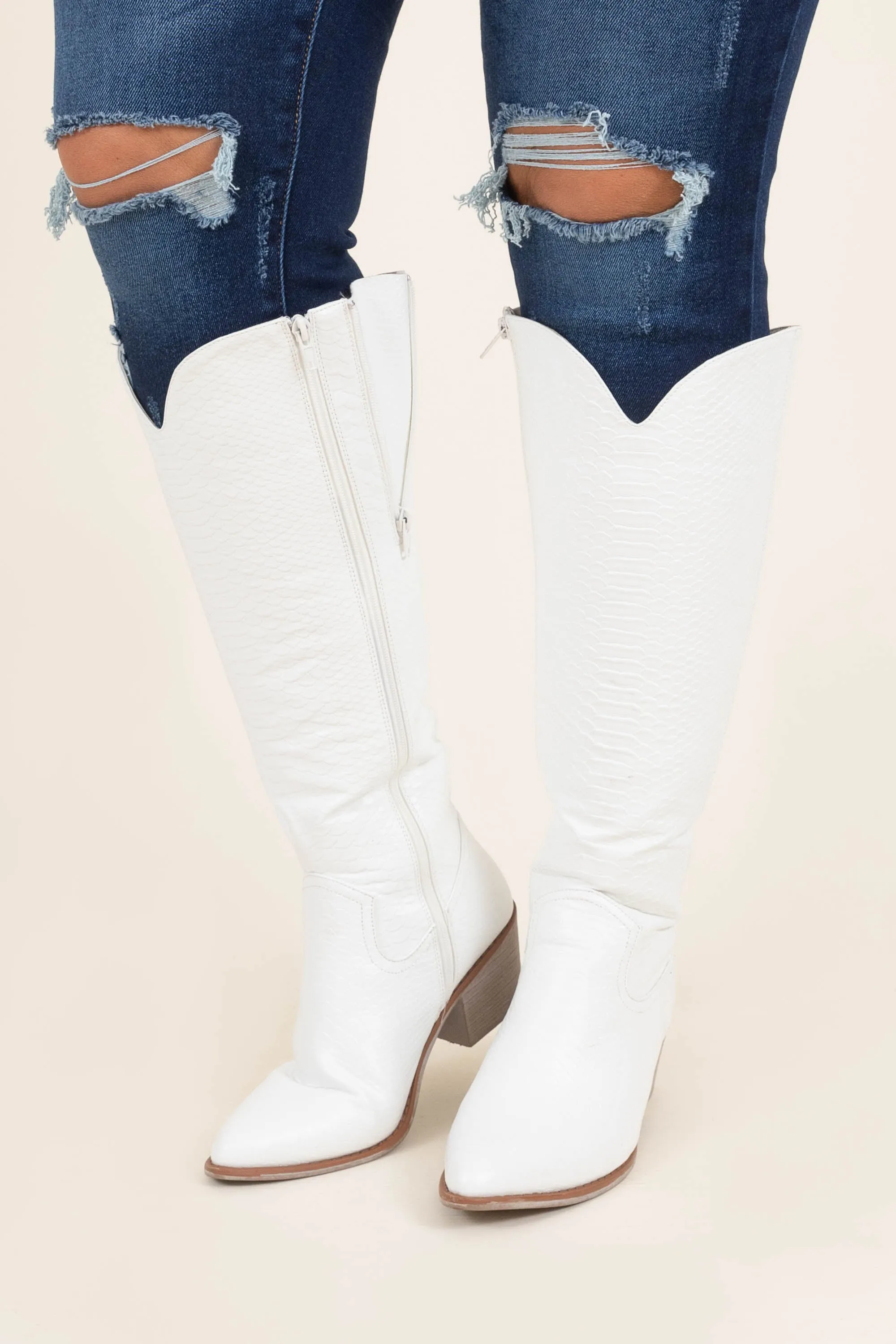 So Unforgettable Boots, White