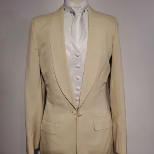 Tailored Sportsman Cream Daycoat