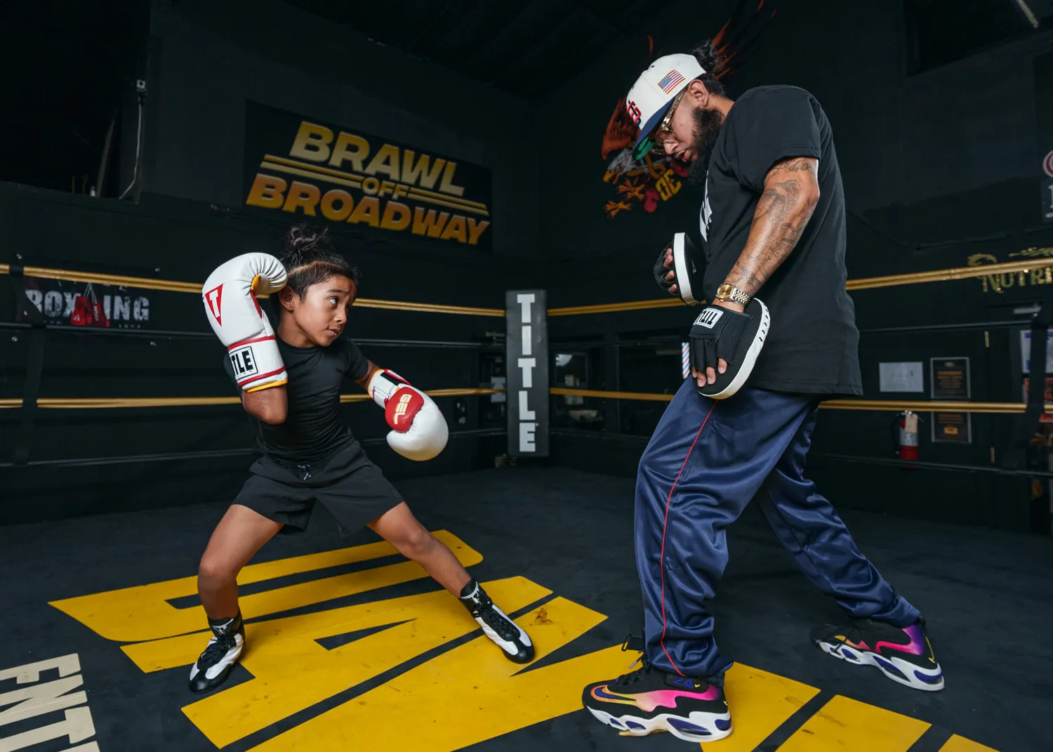 TITLE Boxing Gel Tech Punch Mitts 2.0
