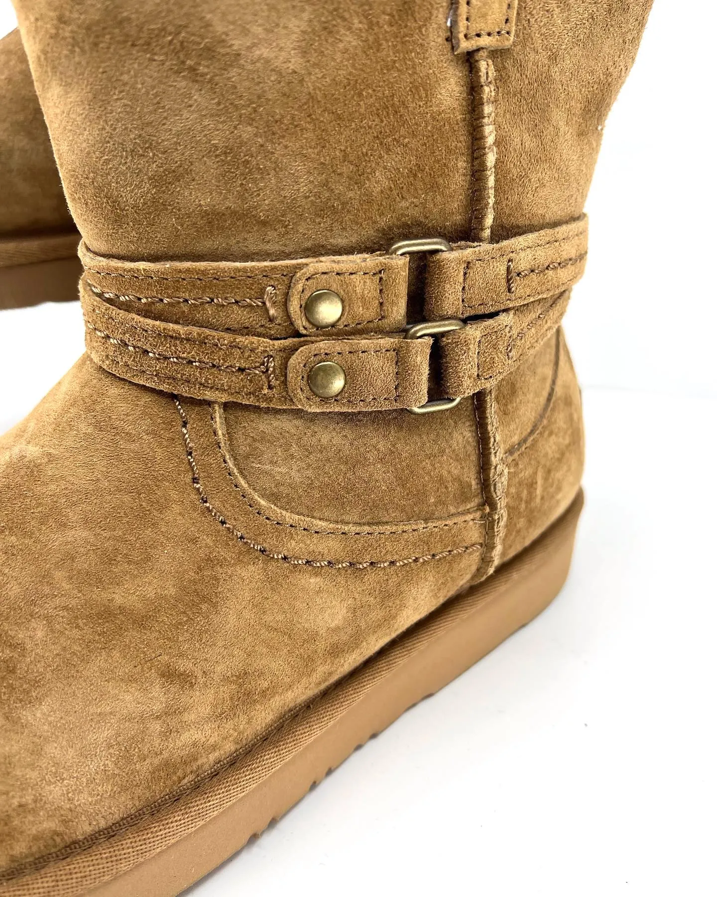 UGG AUSTRALIA SUEDE PALISADE BOOTS