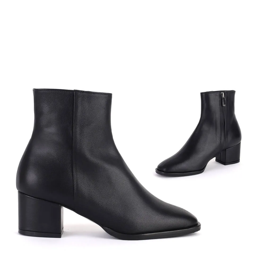 *UK size 13 - MOSTO - black, 5cm heels
