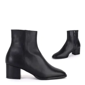 *UK size 13 - MOSTO - black, 5cm heels
