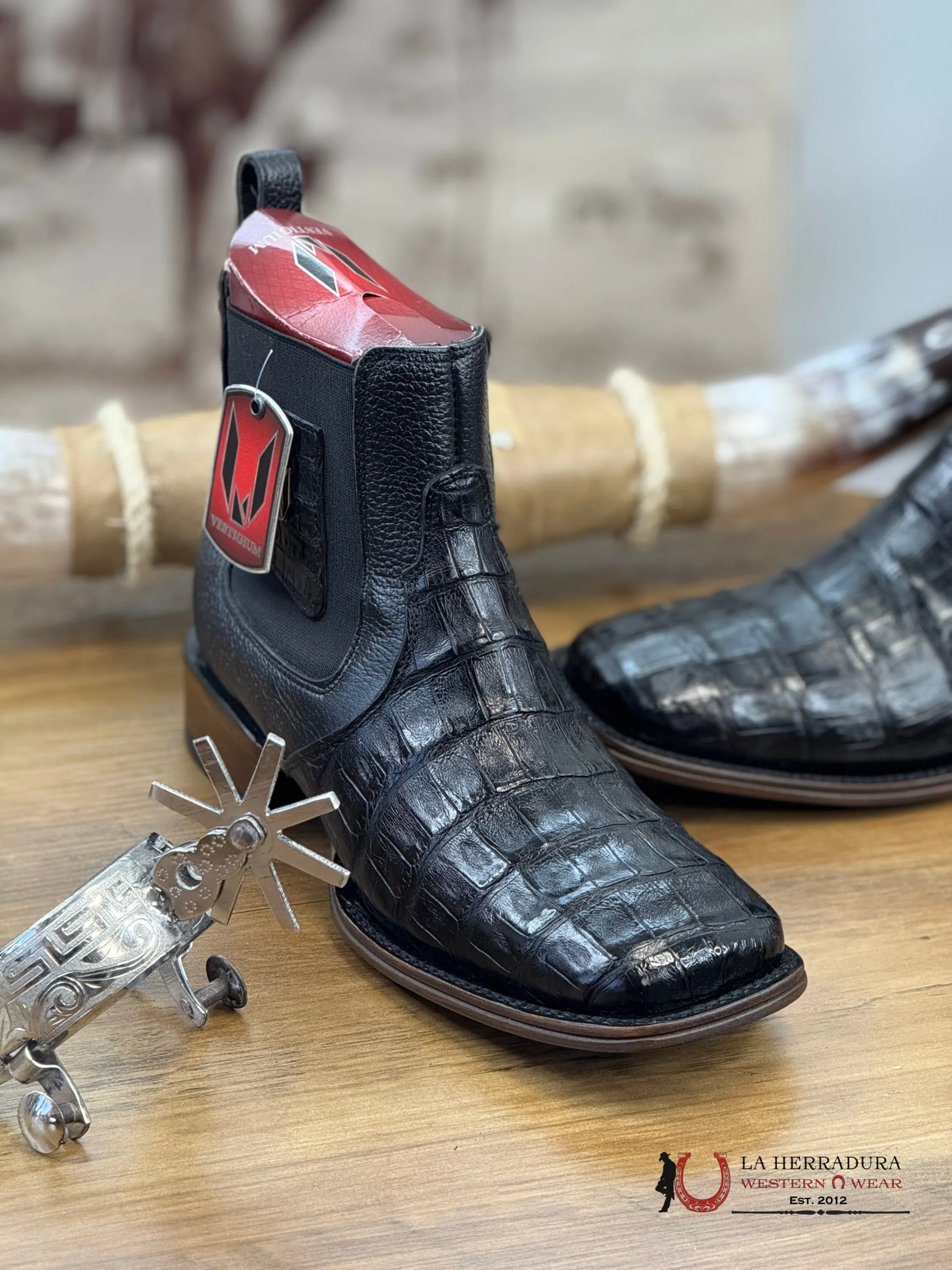 VESTIGIUM SHORT BOOT EXOTICH CAIMAN BELLY BLACK LEATHER - 8205