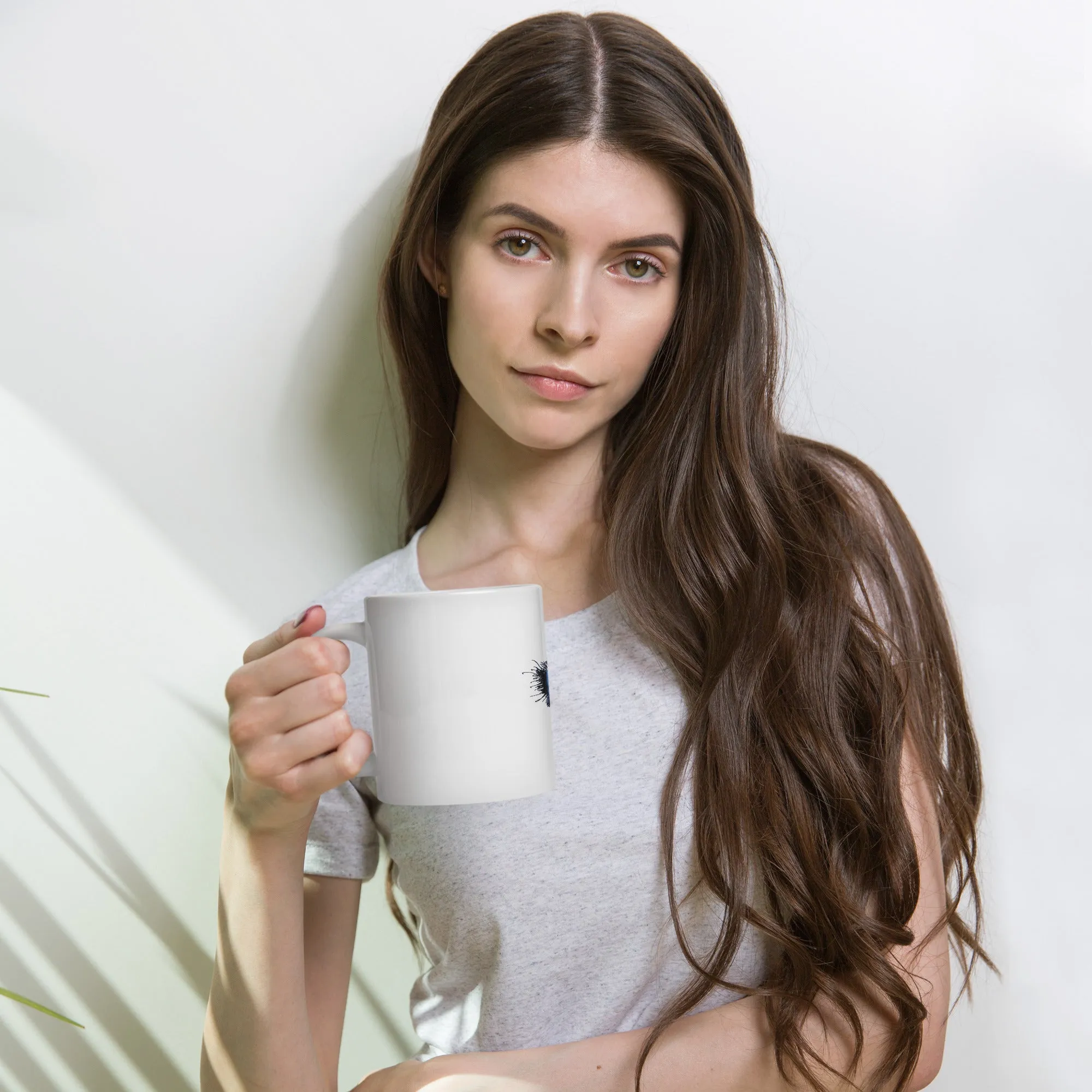 White glossy mug Blue beta