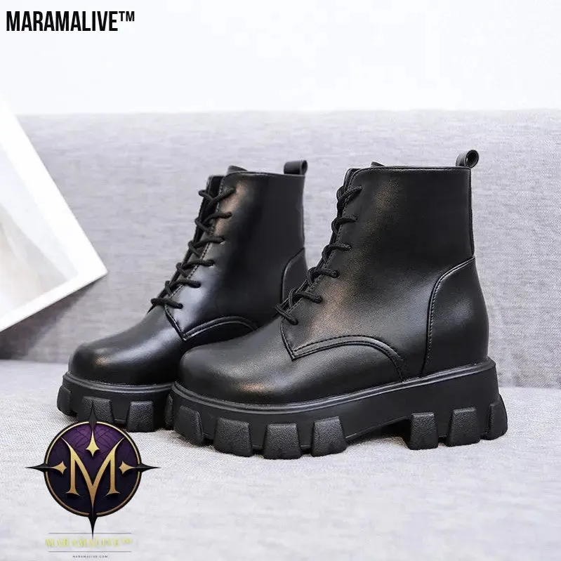 Women's platform boots